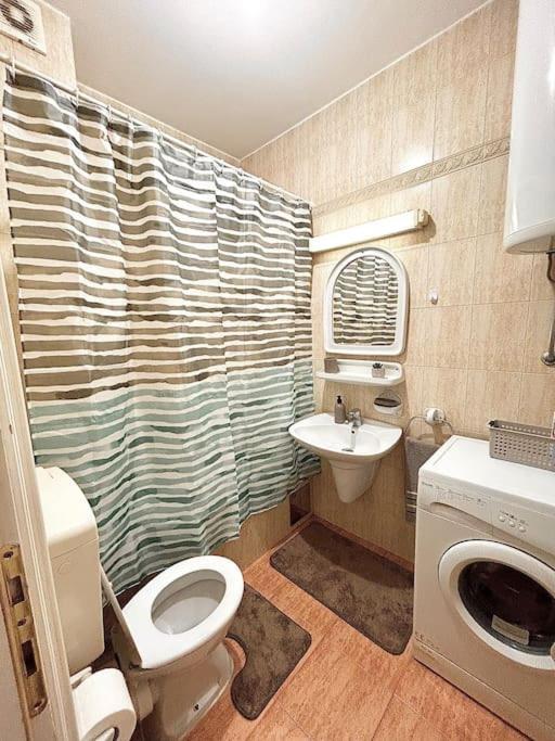 Cozy, Charming One Bedroom Apt Podgorica Exterior foto